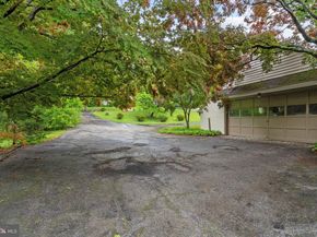 1508 Sweet Briar Road, Gladwyne PA 19035