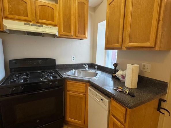 1118 Green Street, Philadelphia PA 19123