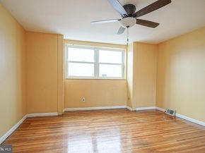 2645 S Alder Street, Philadelphia PA 19148