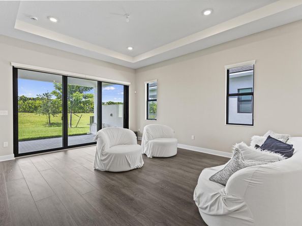 15860 Key Biscayne Lane, The Acreage FL 33470