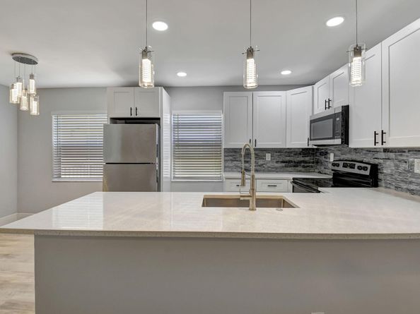 909 S Flanders S, Delray Beach FL 33484
