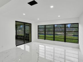 5840 SW 14th St, Plantation FL 33317