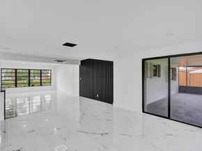 5840 SW 14th St, Plantation FL 33317