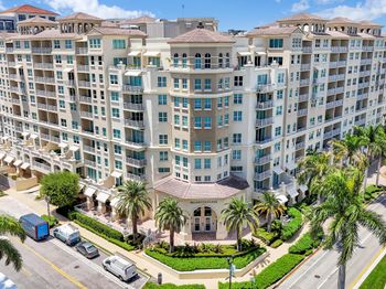 99 SE Mizner Boulevard