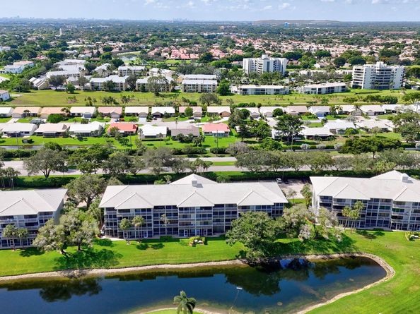 6205 Balboa Circle 403, Boca Raton FL 33433