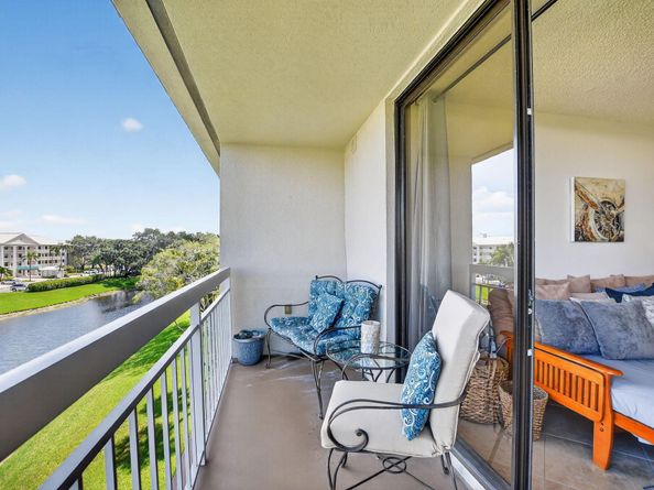 6205 Balboa Circle 403, Boca Raton FL 33433