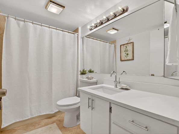 6205 Balboa Circle 403, Boca Raton FL 33433