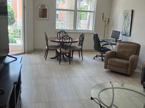 802 W Windward 204 Way 204, Lantana FL 33462