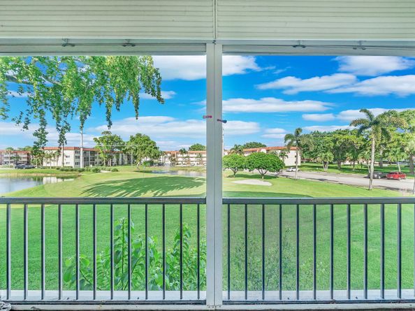 8980 S Hollybrook Blvd 204, Pembroke Pines FL 33025