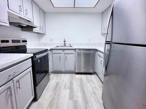 665 Enfield Street B18, Boca Raton FL 33487
