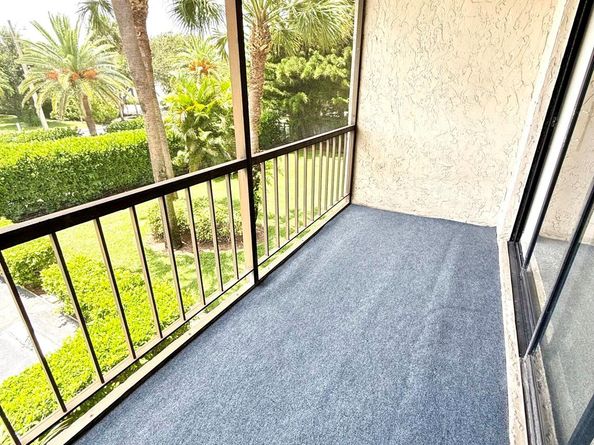 665 Enfield Street B18, Boca Raton FL 33487