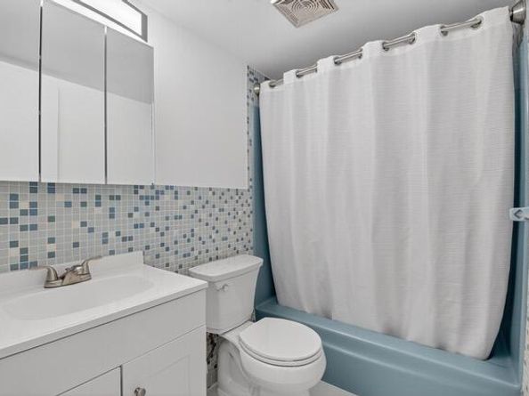 665 Enfield Street B18, Boca Raton FL 33487