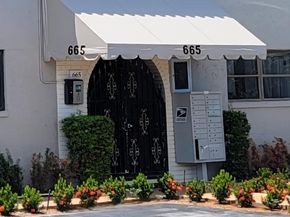 665 Enfield Street B18, Boca Raton FL 33487