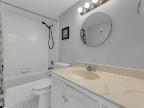 3940 Inverrary Blvd 806A, Fort Lauderdale FL 33319