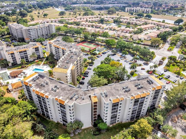 3940 Inverrary Blvd 806A, Fort Lauderdale FL 33319