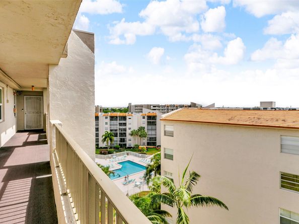 3940 Inverrary Blvd 806A, Fort Lauderdale FL 33319