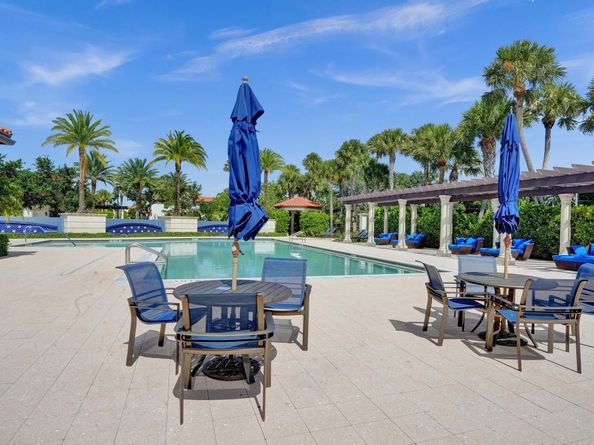 1601 SW 113th Ave, Pembroke Pines FL 33025