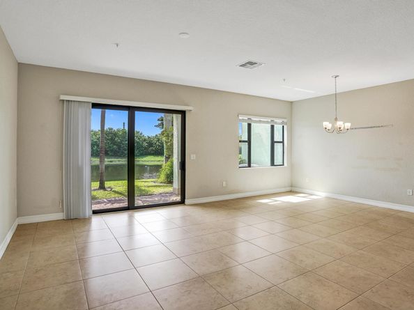 1601 SW 113th Ave, Pembroke Pines FL 33025