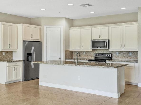 1601 SW 113th Ave, Pembroke Pines FL 33025