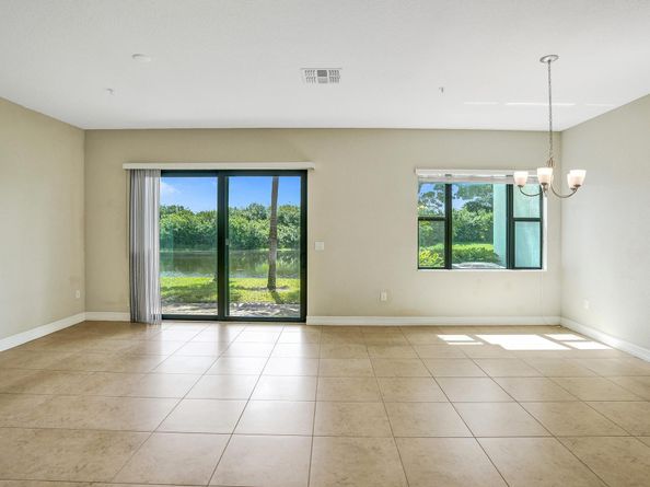 1601 SW 113th Ave, Pembroke Pines FL 33025