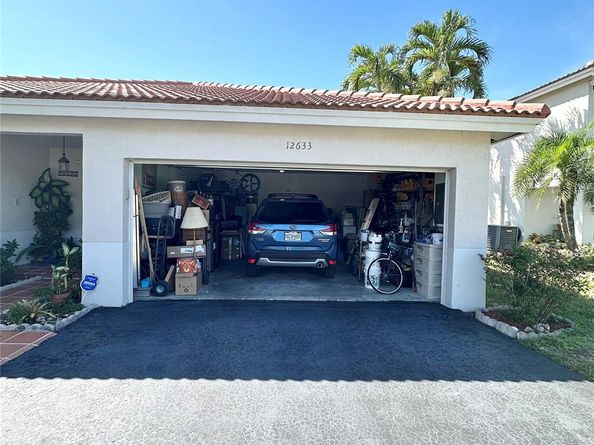 12633 NW 11th Ct, Sunrise FL 33323