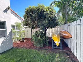 12633 NW 11th Ct, Sunrise FL 33323