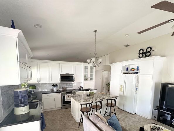 12633 NW 11th Ct, Sunrise FL 33323