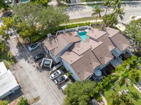 1321 Bayview Dr 4, Fort Lauderdale FL 33304