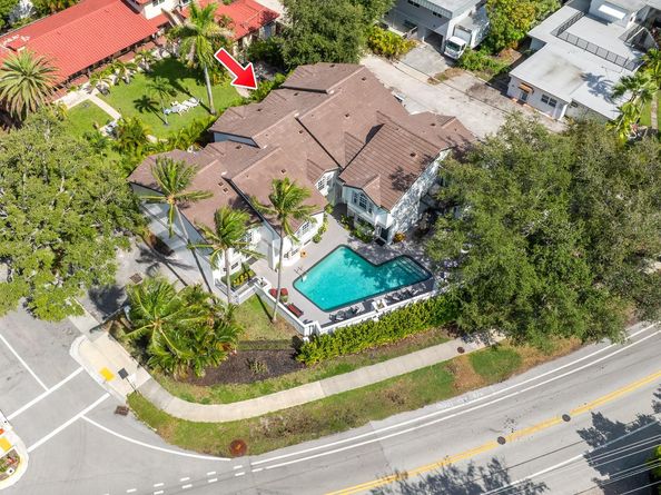 1321 Bayview Dr 4, Fort Lauderdale FL 33304
