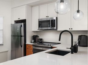 1321 Bayview Dr 4, Fort Lauderdale FL 33304