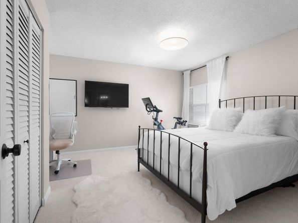 1321 Bayview Dr 4, Fort Lauderdale FL 33304