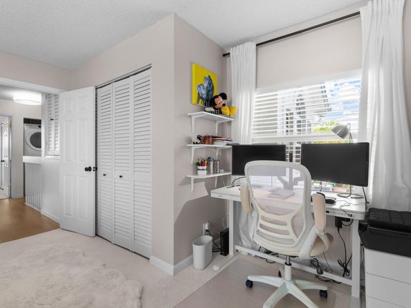 1321 Bayview Dr 4, Fort Lauderdale FL 33304