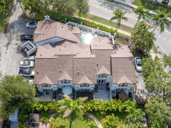 1321 Bayview Dr 4, Fort Lauderdale FL 33304