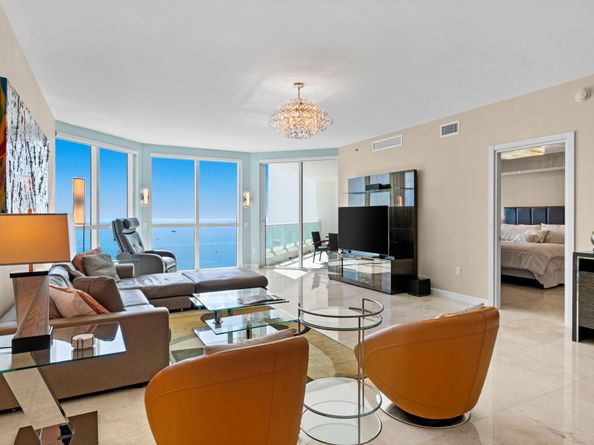 101 S Fort Lauderdale Beach Blvd 2402, Fort Lauderdale FL 33316