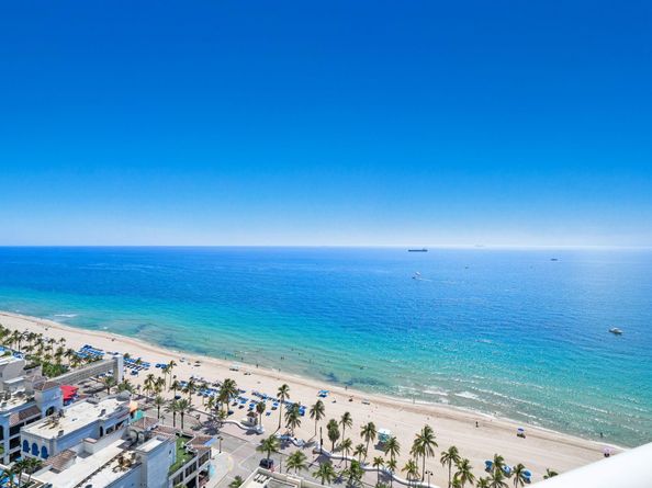 101 S Fort Lauderdale Beach Blvd 2402, Fort Lauderdale FL 33316