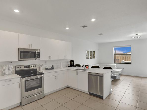 23061 SW 128th Place, Miami FL 33170