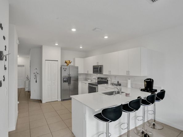 23061 SW 128th Place, Miami FL 33170