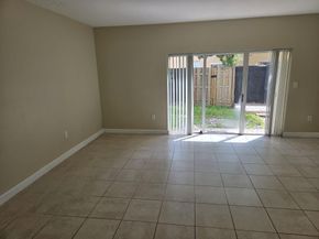 1575 NE 33 Av 101, Homestead FL 33033