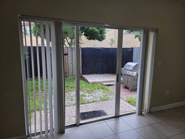 1575 NE 33 Av 101, Homestead FL 33033
