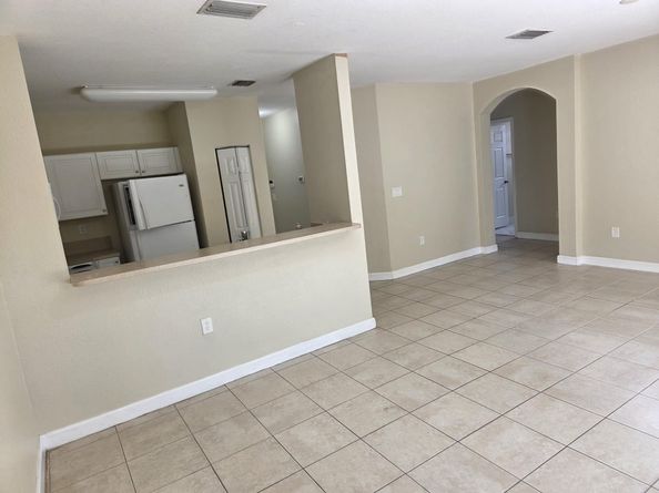 1575 NE 33 Av 101, Homestead FL 33033