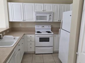 1575 NE 33 Av 101, Homestead FL 33033