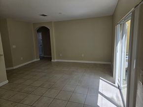 1575 NE 33 Av 101, Homestead FL 33033