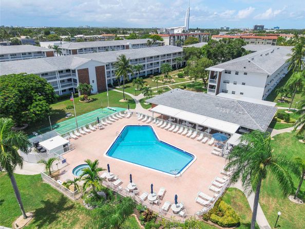 5208 NE 24th Ter F218, Fort Lauderdale FL 33308