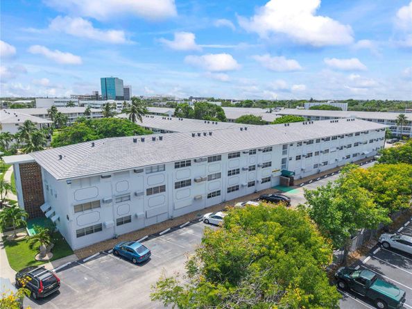5208 NE 24th Ter F218, Fort Lauderdale FL 33308