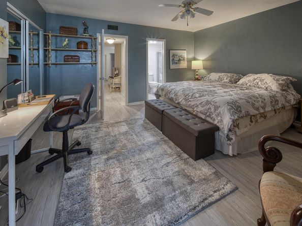 2960 Lake Osborne Drive 206, Lake Worth Beach FL 33461