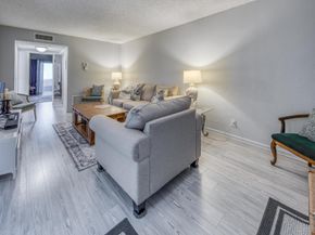 2960 Lake Osborne Drive 206, Lake Worth Beach FL 33461