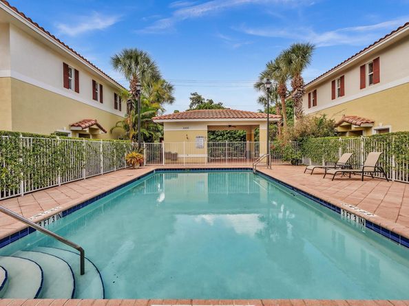 2529 NW 31st Ct 2529, Oakland Park FL 33309