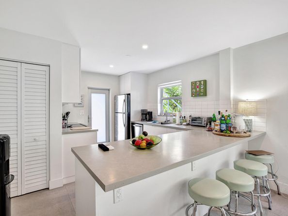 625 NE 13th Avenue, Fort Lauderdale FL 33304