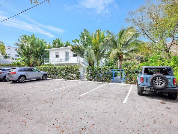 625 NE 13th Avenue, Fort Lauderdale FL 33304