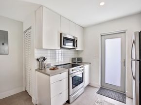 625 NE 13th Avenue, Fort Lauderdale FL 33304